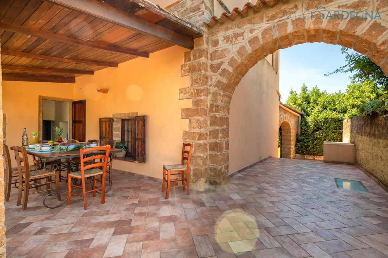 Villa Christiana Villa Del XV Secolo Con Piscina Ad Uso Esclusivo Alghero Exterior foto